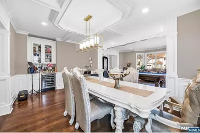 160 Lawrence Drive, Paramus, NJ 07652 - Photo 9