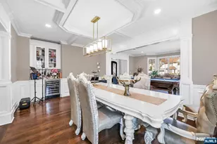 160 Lawrence Dr, Paramus, NJ 07652 - Photo 9