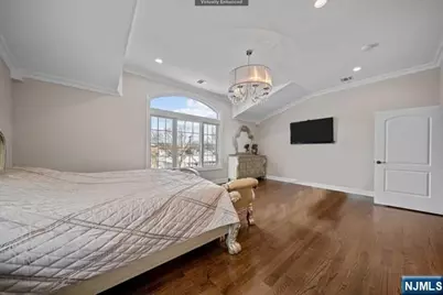 160 Lawrence Drive, Paramus, NJ 07652 - Photo 25