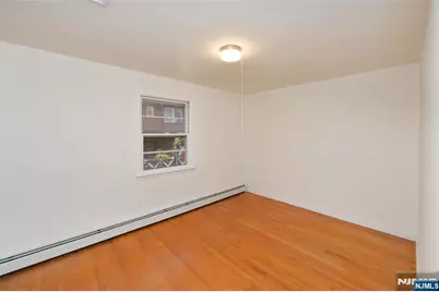 60 Poplar Avenue, Hackensack, NJ 07601 - Photo 13