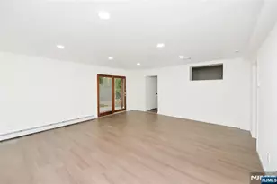 60 Poplar Ave, Hackensack, NJ 07601 - Photo 5