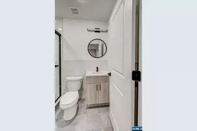 54 Holland Street, Newark, NJ 07103 - Photo 19