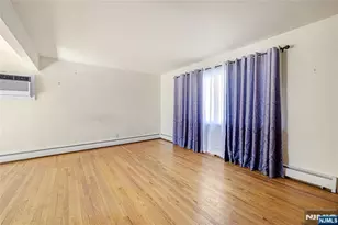 340 Kipp, Elmwood Park, NJ 07407 - Photo 7