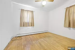 340 Kipp, Elmwood Park, NJ 07407 - Photo 13