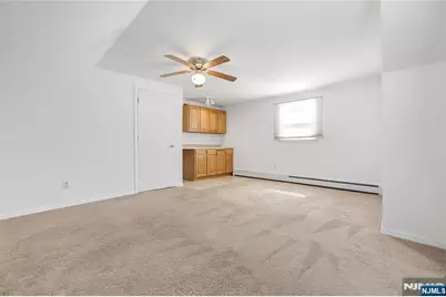 340 Kipp, Elmwood Park, NJ 07407 - Photo 21