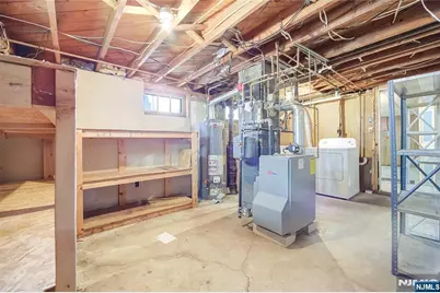 340 Kipp, Elmwood Park, NJ 07407 - Photo 29