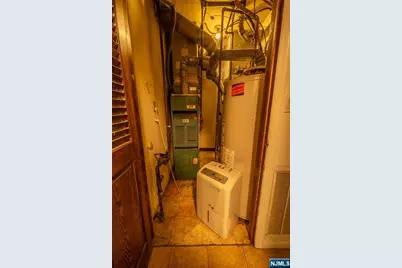 130 Kensington Drive, Fort Lee, NJ 07024 - Photo 39