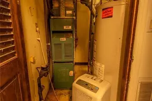 130 Kensington Dr, Fort Lee, NJ 07024 - Photo 39