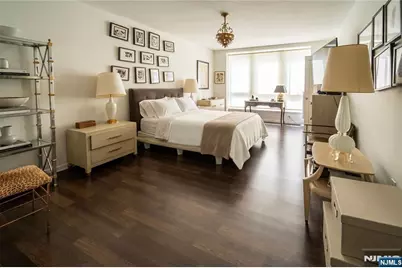 130 Kensington Drive, Fort Lee, NJ 07024 - Photo 21