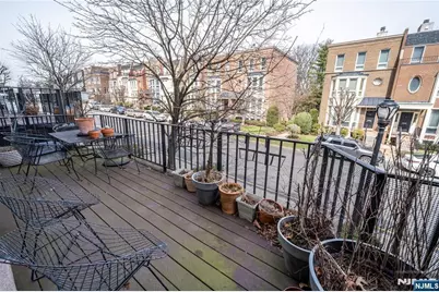 130 Kensington Drive, Fort Lee, NJ 07024 - Photo 33