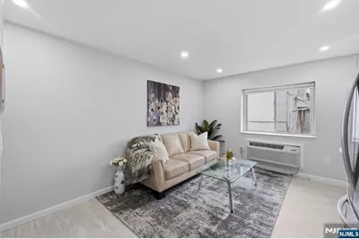 9 Vreeland Street 2F #2F, Hackensack, NJ 07601 - Photo 5