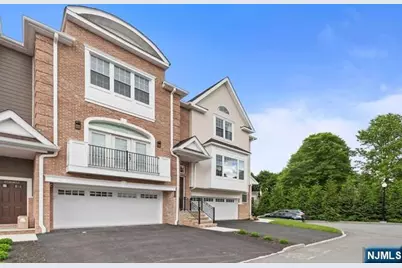 105 Brandon Court, Montvale, NJ 07645 - Photo 3