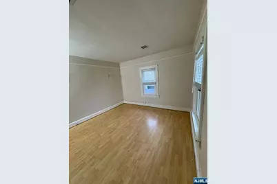 365 Commercial Avenue 2 #2, Cliffside Park, NJ 07010 - Photo 1