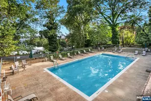 1375 River Lg, Edgewater, NJ 07020 - Photo 17