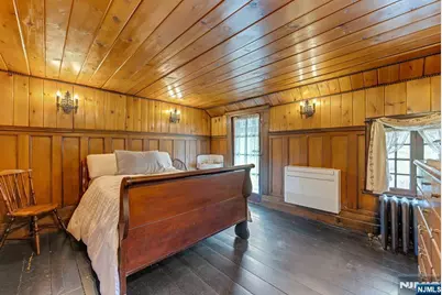 401 Wearimus Road, Ho Ho Kus, NJ 07423 - Photo 33