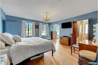 401 Wearimus Road, Ho Ho Kus, NJ 07423 - Photo 29