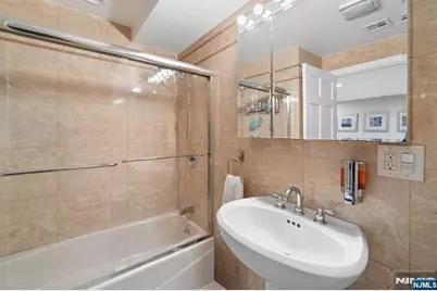 413 Adams Street, Hoboken, NJ 07030 - Photo 29
