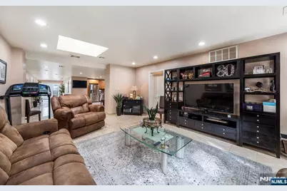 413 Adams Street, Hoboken, NJ 07030 - Photo 27