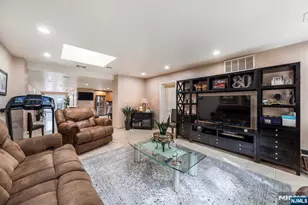 413 Adams St, Hoboken, NJ 07030 - Photo 27