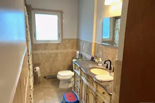 15 Vogt Ln, Little Ferry, NJ 07643 - Photo 13