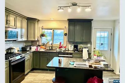 15 Vogt Lane, Little Ferry, NJ 07643 - Photo 3