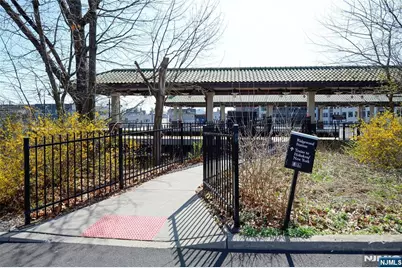 21-31 Ridge Road D15 #D15, Ridgewood, NJ 07450 - Photo 13