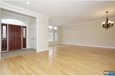 26 Candlewood Drive, Old Tappan, NJ 07675 - Photo 5