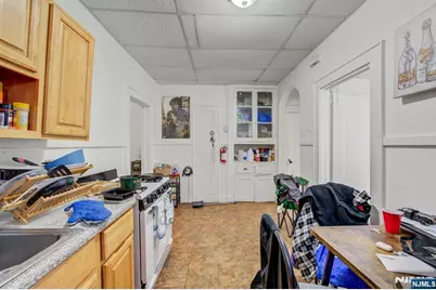 67-91 Stockman Place, Irvington, NJ 07111 - Photo 9