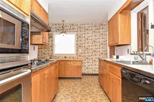 31 Godfrey Terrace, Glen Rock, NJ 07452 - Photo 7