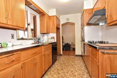 31 Godfrey Terrace, Glen Rock, NJ 07452 - Photo 9