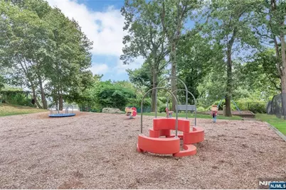 4 Horizon Road 1210 #1210, Fort Lee, NJ 07024 - Photo 29