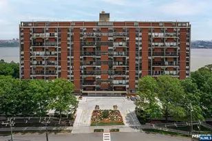 4 Horizon Road 1210, Fort Lee, NJ 07024 - Photo 1