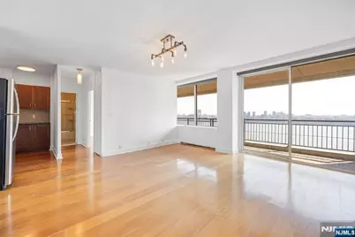 4 Horizon Road 1210 #1210, Fort Lee, NJ 07024 - Photo 13