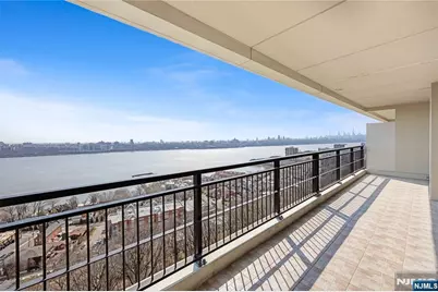 4 Horizon Road 1210 #1210, Fort Lee, NJ 07024 - Photo 19