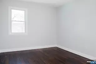 52 Smith St, Newark, NJ 07106 - Photo 7