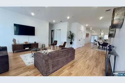 367 Devon Street 2 #2, Kearny, NJ 07032 - Photo 5