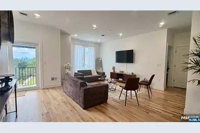 367 Devon Street 2 #2, Kearny, NJ 07032 - Photo 3