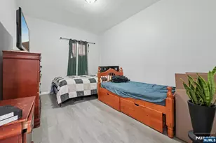 717 16th St, Union City, NJ 07087 - Photo 9