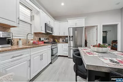 717 16th Street, Union City, NJ 07087 - Photo 7