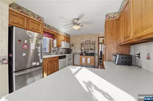 21 Park Pl, Kearny, NJ 07032 - Photo 25