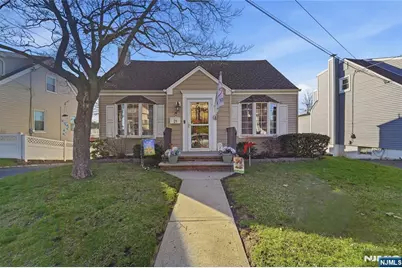 21 Park Place, Kearny, NJ 07032 - Photo 1