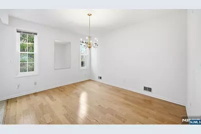 118 Cambridge Drive 1067 #1067, Nutley, NJ 07110 - Photo 17