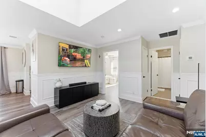 779 Riverside Avenue 201 #201, Lyndhurst Township, NJ 07071 - Photo 9