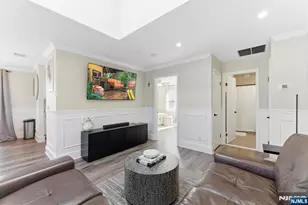 779 Riverside Ave 201, Lyndhurst Township, NJ 07071 - Photo 9