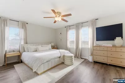 779 Riverside Avenue 201 #201, Lyndhurst Township, NJ 07071 - Photo 21