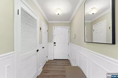 779 Riverside Avenue 201 #201, Lyndhurst Township, NJ 07071 - Photo 5