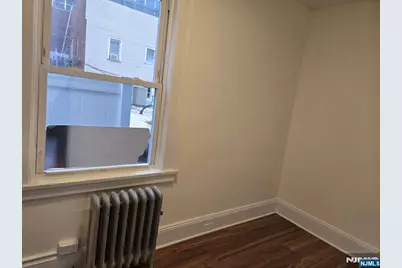 508 Broad Avenue 2Fl Residenc #2FL Residenc, Ridgefield, NJ 07657 - Photo 7