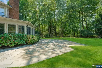 31 Forest Drive, Millburn, NJ 07078 - Photo 13