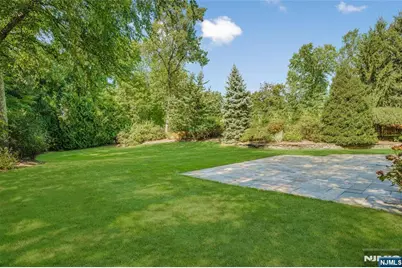 31 Forest Drive, Millburn, NJ 07078 - Photo 15