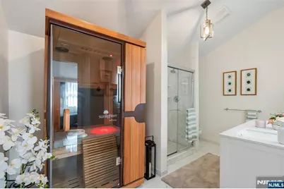 8 Dean, Rutherford, NJ 07070 - Photo 19